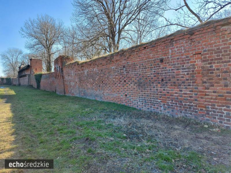 Mury obronne w Środzie Śląskiej