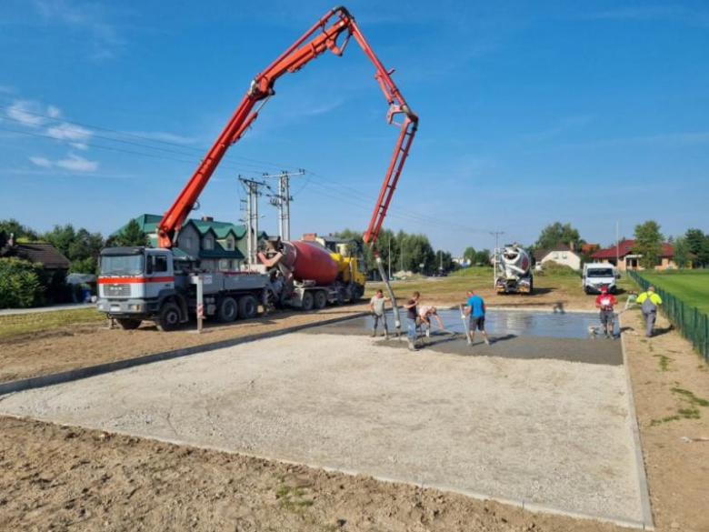 Trwa budowa skateparków na terenie gminy Miękinia