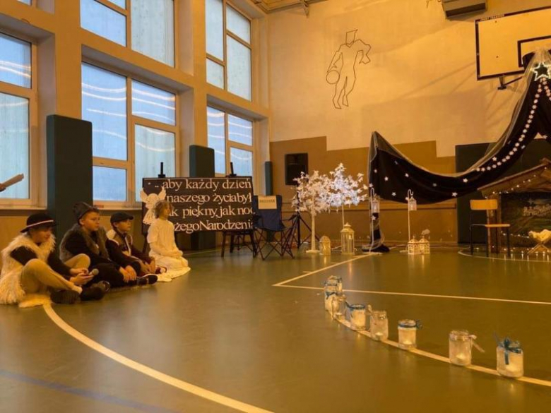 Jasełka w Szkole Podstawowej w Kostomłotach
