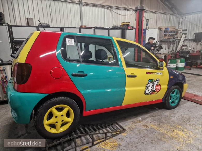 VW Polo Harlekin przeznaczony na licytację WOŚP