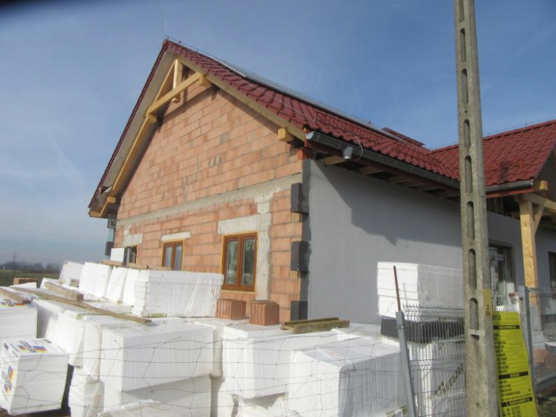 Budowa w Chmielowie
