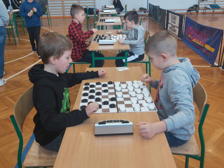 W Udaninie rozegrano turniej warcabów stupolowych