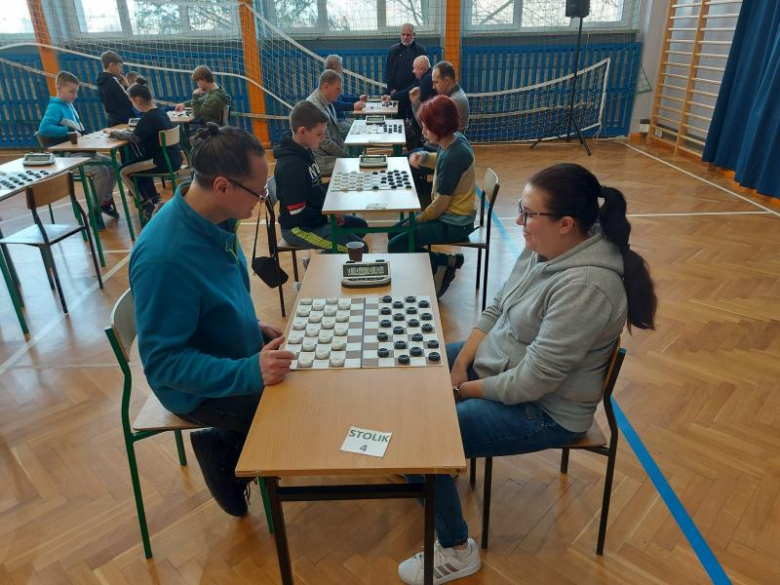 W Udaninie rozegrano turniej warcabów stupolowych