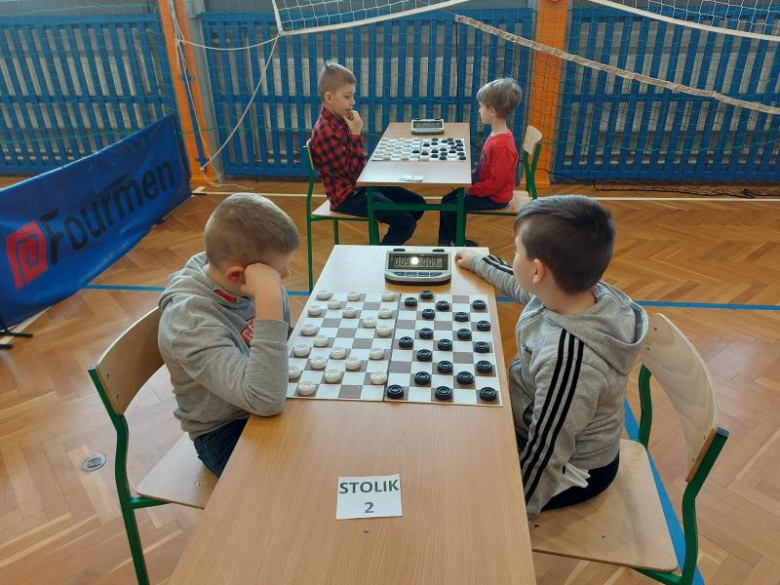 W Udaninie rozegrano turniej warcabów stupolowych