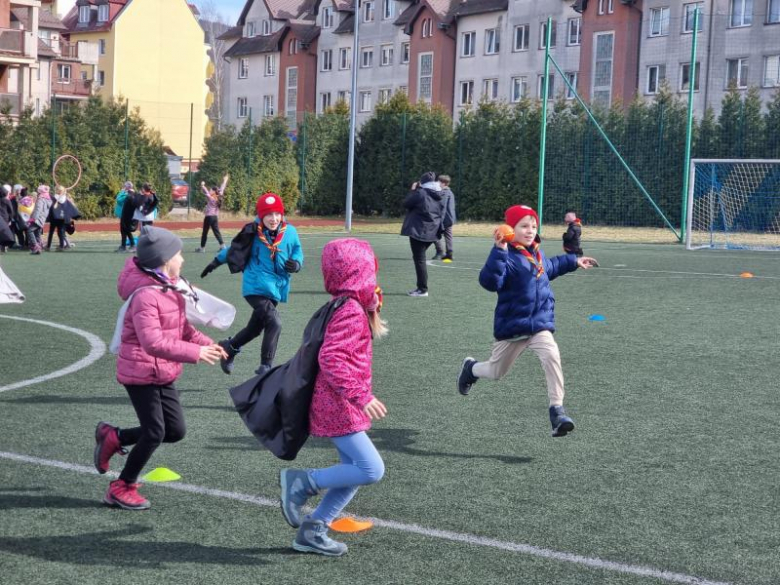 Malczyckie zuchy na Wyprawie Polarnej Zuchów w Kowarach