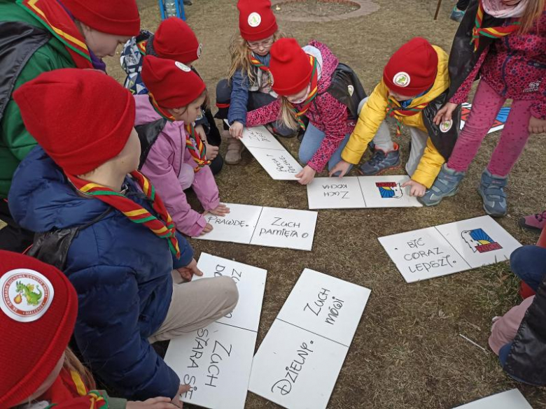 Malczyckie zuchy na Wyprawie Polarnej Zuchów w Kowarach