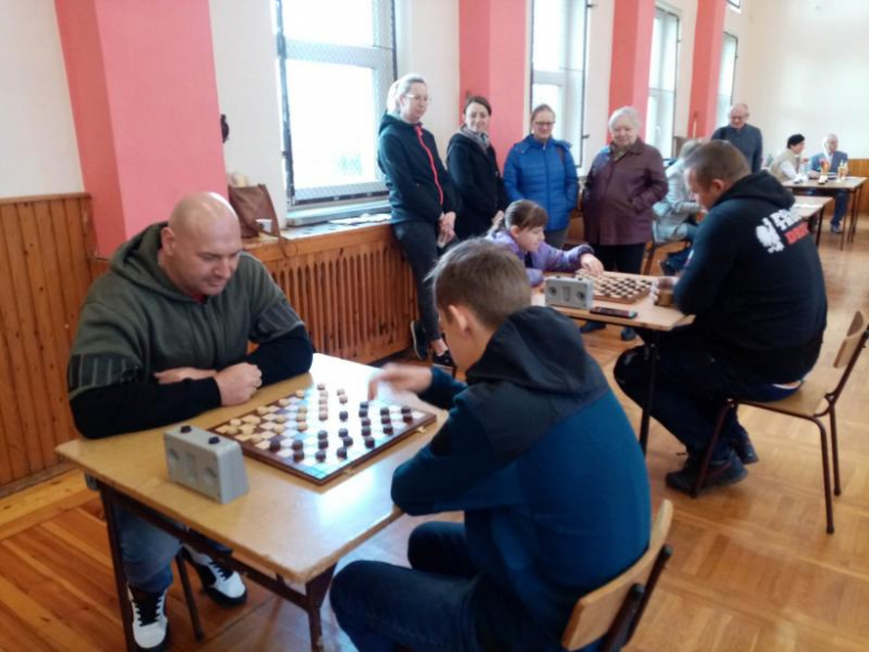 Gminny Turniej Szachowo-Warcabowy w Piersnie za nami
