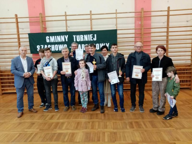 Gminny Turniej Szachowo-Warcabowy w Piersnie za nami