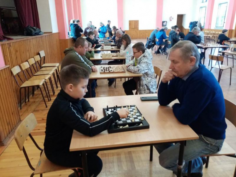 Gminny Turniej Szachowo-Warcabowy w Piersnie za nami
