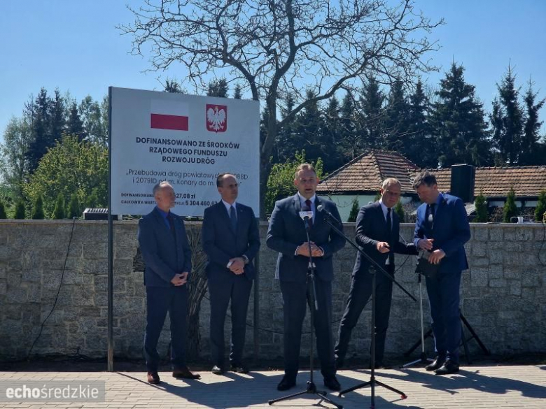 Konferencja prasowa w Damianowie w gm. Udanin