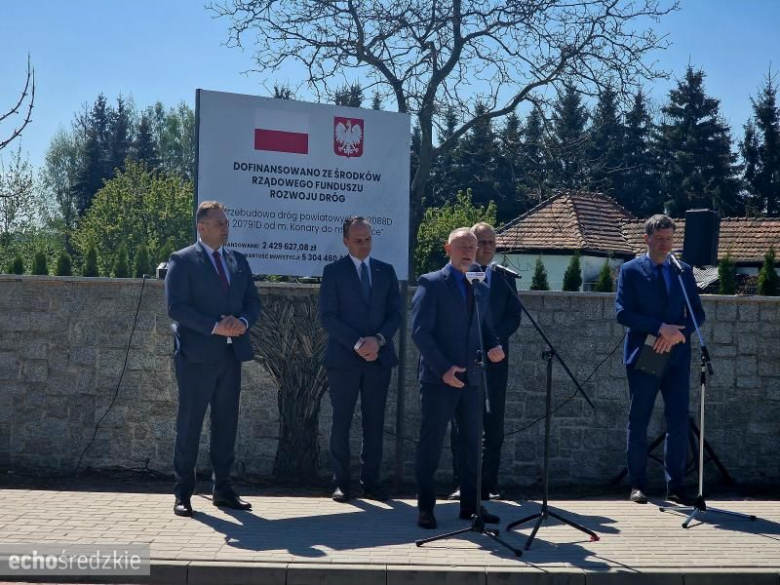 Konferencja prasowa w Damianowie w gm. Udanin