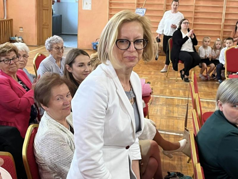 Przyjęcie sztandaru w Szkole Podstawowej im. Jana Brzechwy w Mieczkowie 