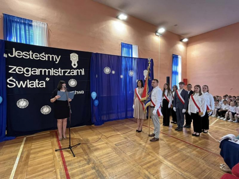 Przyjęcie sztandaru w Szkole Podstawowej im. Jana Brzechwy w Mieczkowie 