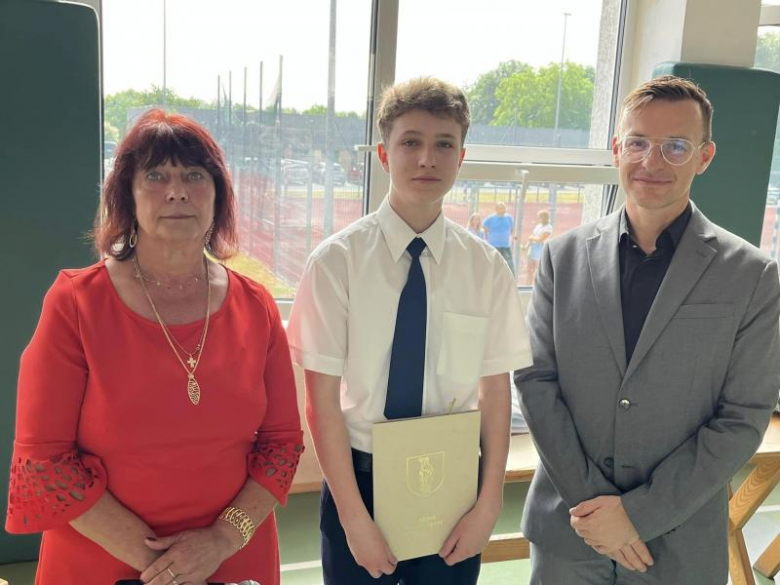 Uroczyste zakończenie roku szkolnego w Szkole Podstawowej im. Marii Konopnickiej w Kostomłotach