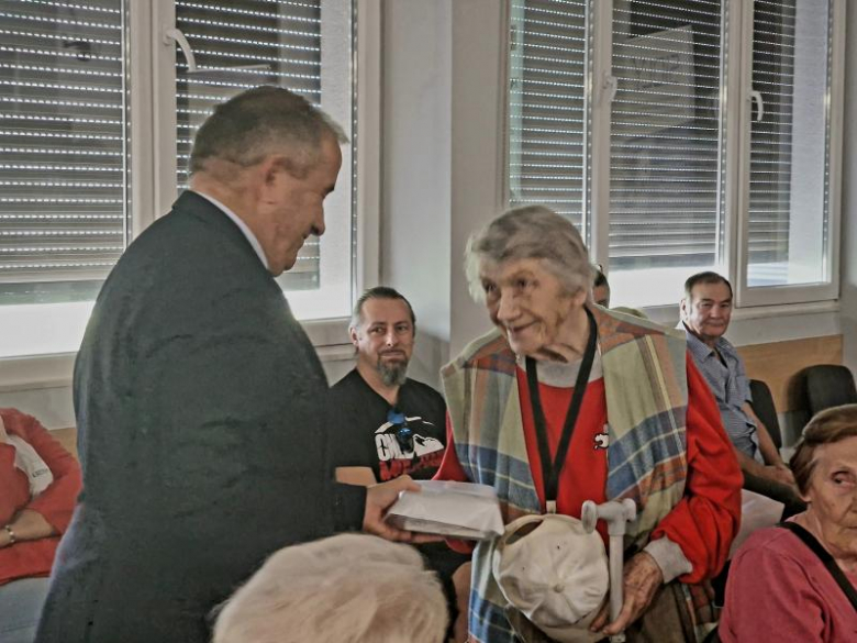 Opaski bezpieczeństwa dla seniorów