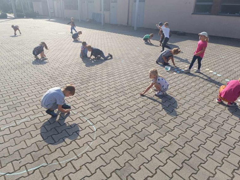 Międzynarodowy Dzień Kropki w Szczepanowie