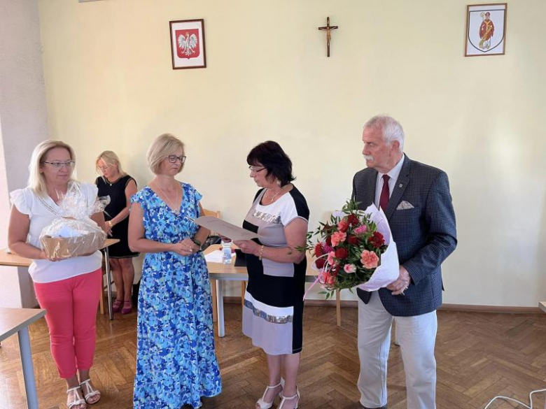 Podziękowania dla Gogusławy Szopy za długoletnią współpracę