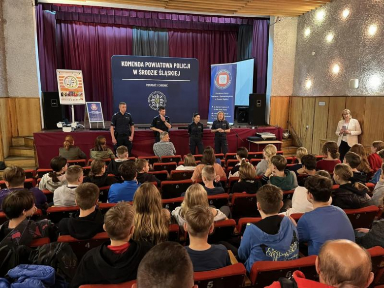 W Kostomłotach odbyła się akcja propagowania zdrowego trybu życia, wolnego od używek i uzależnień