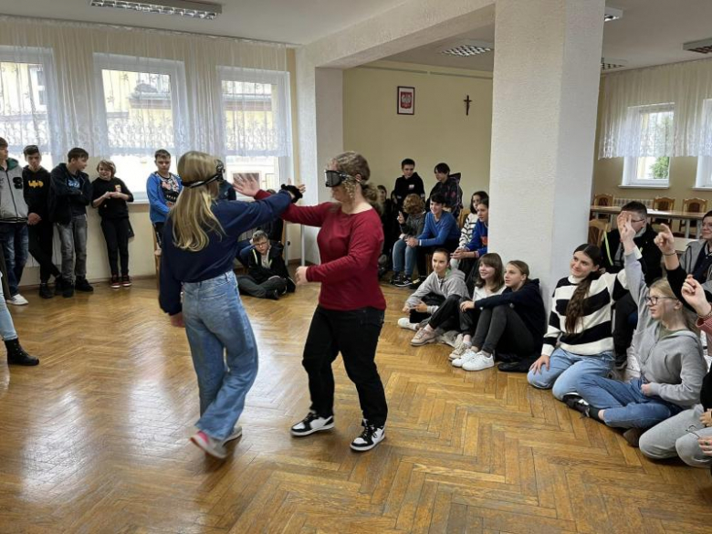 W Kostomłotach odbyła się akcja propagowania zdrowego trybu życia, wolnego od używek i uzależnień