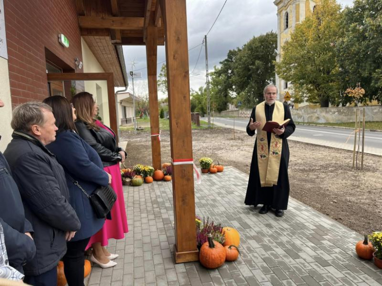Otwarto nowo wybudowaną świetlicę wiejską w Chmielowie