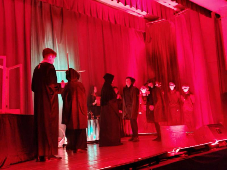 Przedstawienie w GOK Kostomłoty