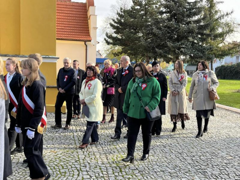 Obchody Święta Niepodległości w Kostomłotach
