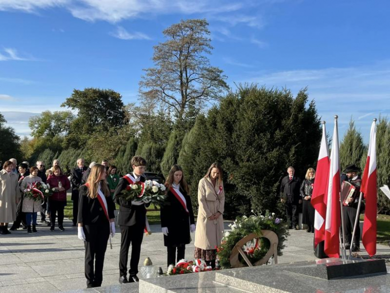 Obchody Święta Niepodległości w Kostomłotach