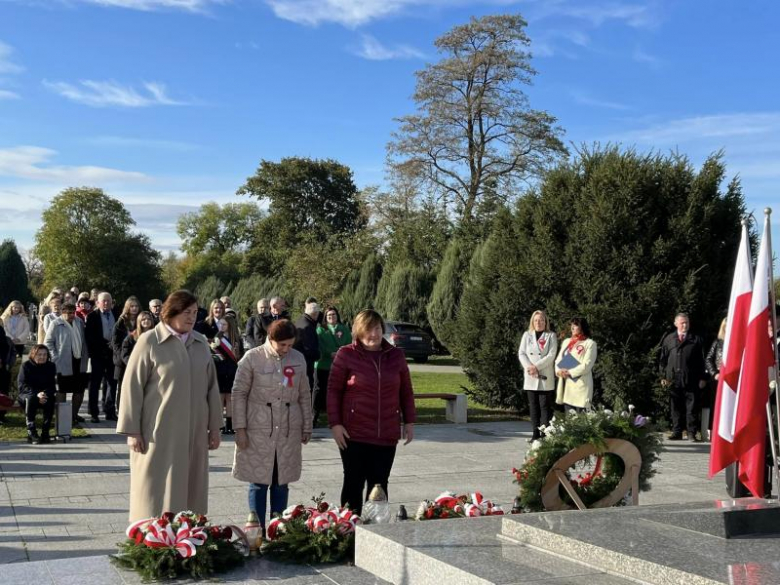 Obchody Święta Niepodległości w Kostomłotach