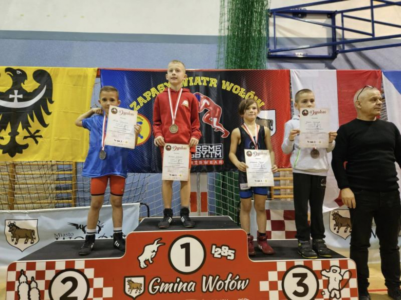 Zapaśnicy wrócili z medalami