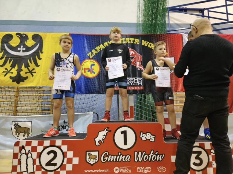 Zapaśnicy wrócili z medalami
