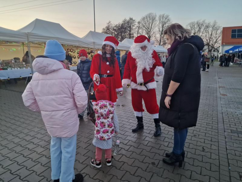 Kiermasz Bożonarodzeniowy w Wilkszynie