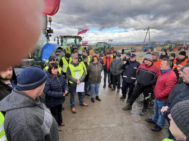 Strajk w gminie Kostomłoty