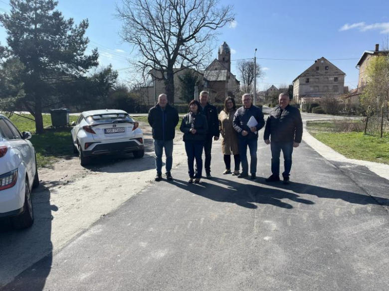 Przebudowana droga gminna w Mieczkowie