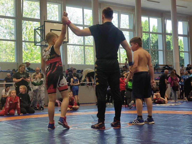 Turniej zapaśniczy w Pieszycach