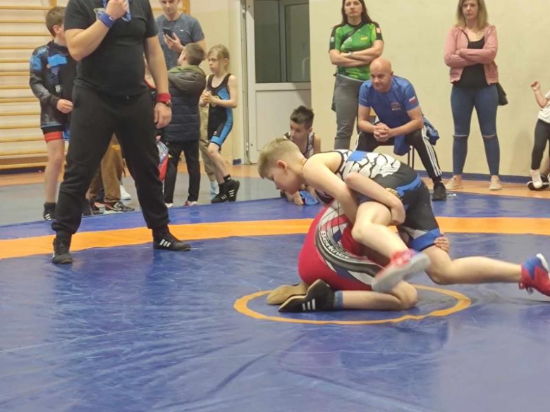 Turniej zapaśniczy w Pieszycach