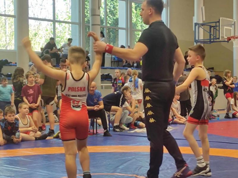 Turniej zapaśniczy w Pieszycach