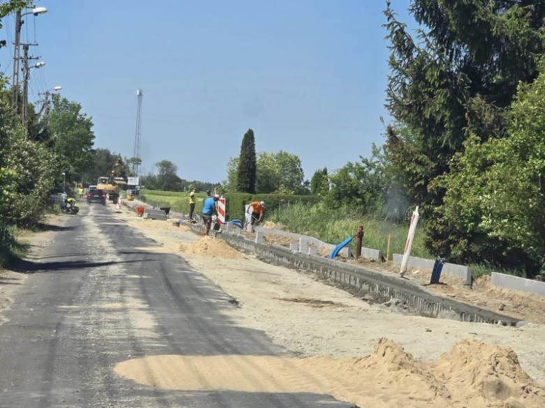 Przebudowa drogi relacji Zakrzyce-Gałów
