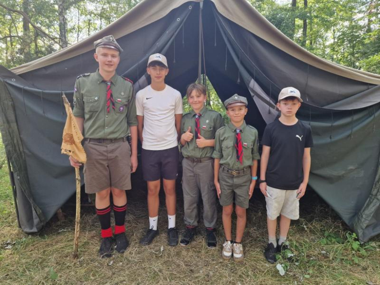Obóz zuchów i harcerzy z 3. Malczyckiego Szczepu Harcerskiego Ogień