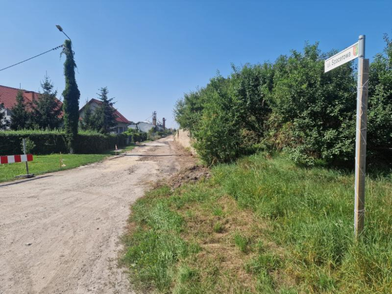 Trwa przebudowa dwóch dróg w Radakowicach