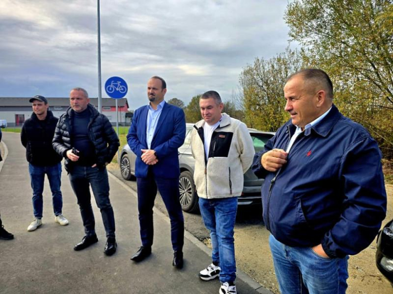 Odbiór przebudowanej drogi w gminie Miękinia