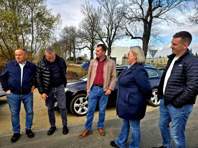 Odbiór przebudowanej drogi w gminie Miękinia