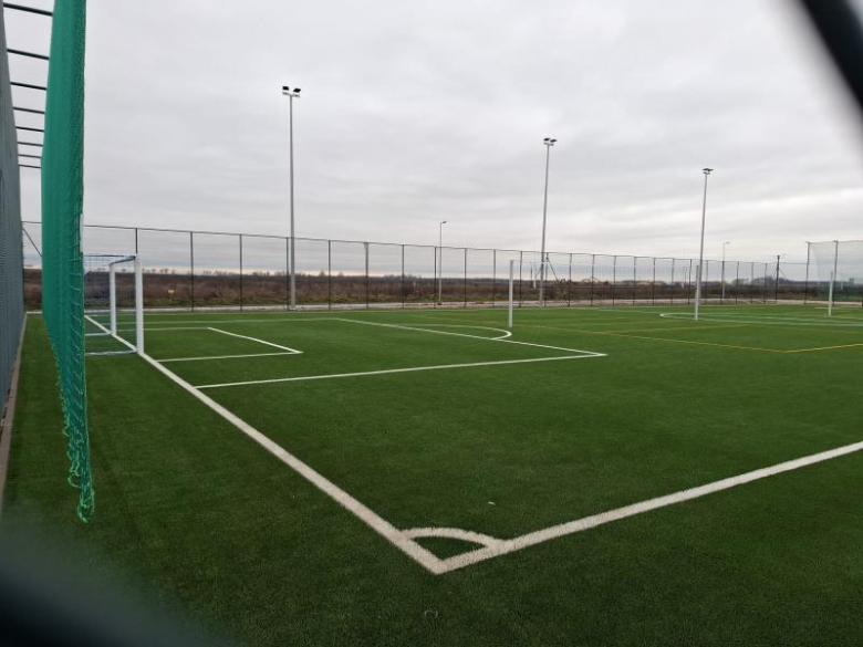 Nowe boisko w Kadłubie