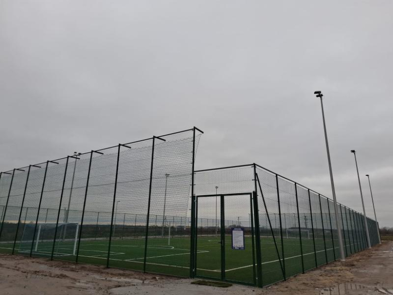 Nowe boisko w Kadłubie