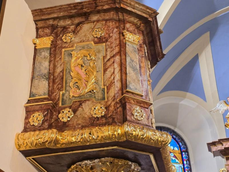 Trwa odbiór prac w kościele w Miękini