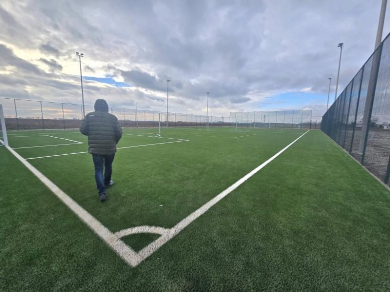 Nowe boisko w Kadłubie