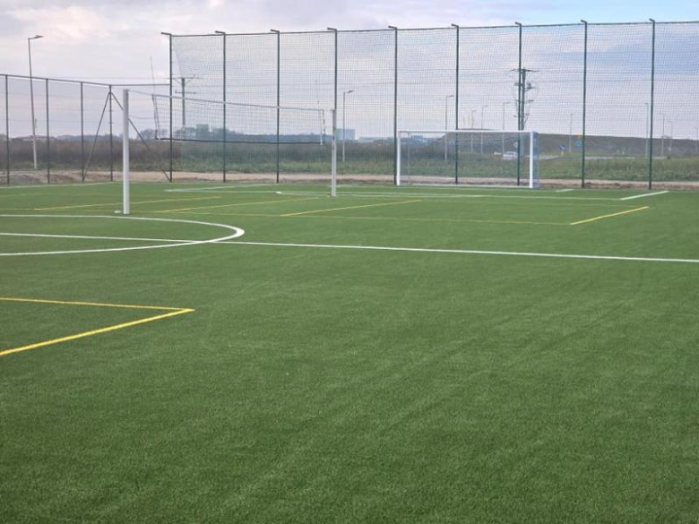 Nowe boisko w Kadłubie
