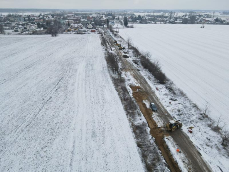 Trwa przebudowa drogi relacji Wróblowice-Lutynia