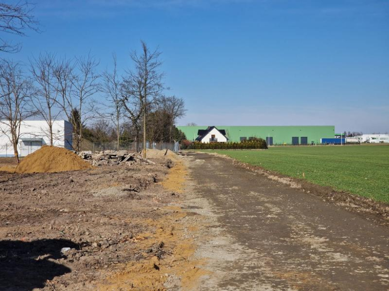 Trwają intensywne prace przy przebudowie dróg w Źródłach