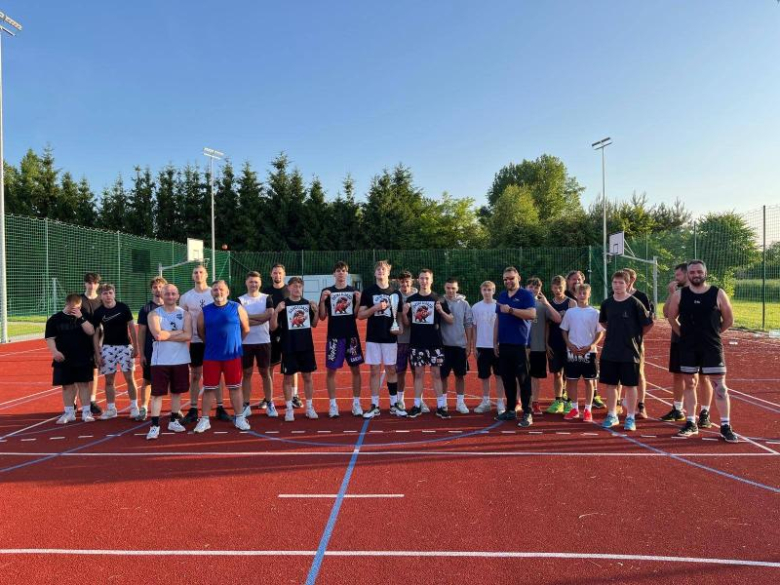 Turniej koszykówki w Piekarach