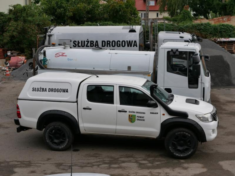 Kolejny nowy sprzęt dla służby drogowej Powiatu Średzkiego